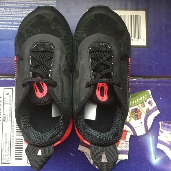 NWOT Nike AIR size 8 shoes - Picture 4 of 5